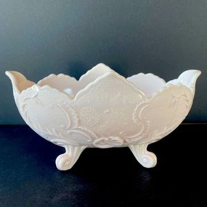 Vintage Jeannette pink footed bowl